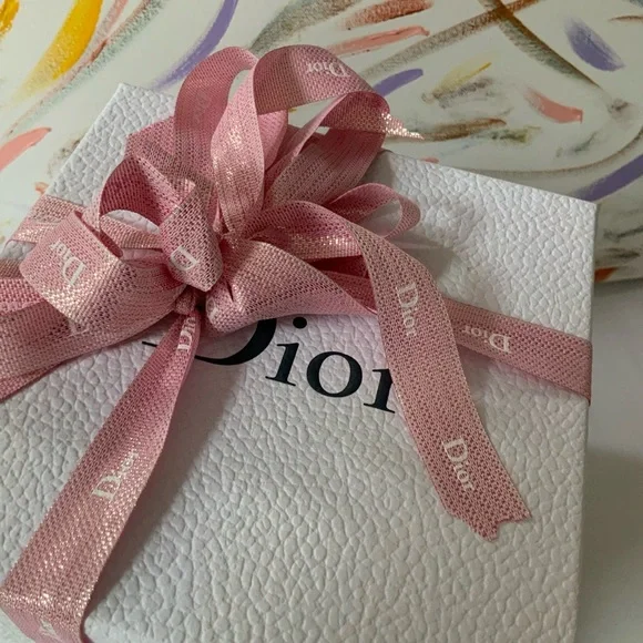 DIOR Nest of 3 Empty Boxes with a Pink Ribbon - Picture 13 of 14